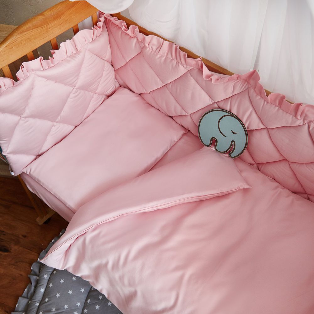 Сатиновый комплект в кроватку для новорожденного Золотце розовый
