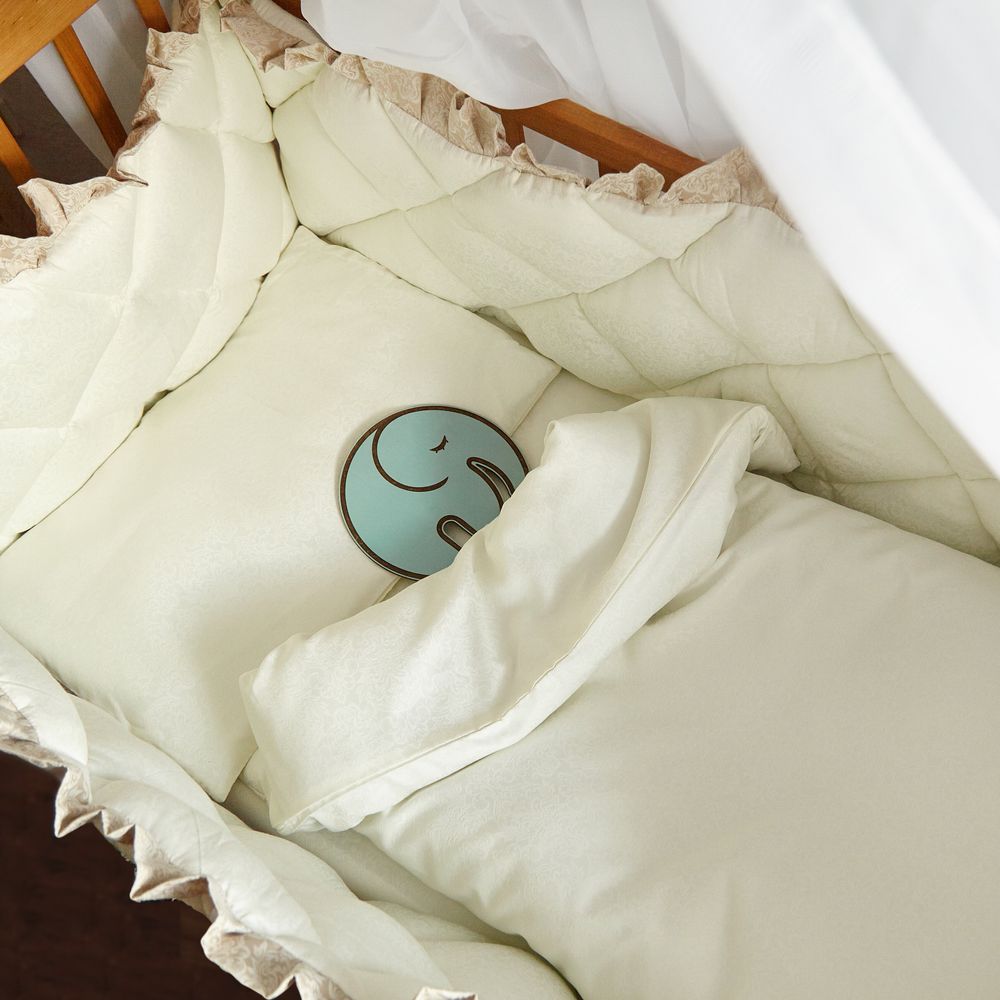 Сатиновий комплект в ліжечко для новонародженого Золотце молочний