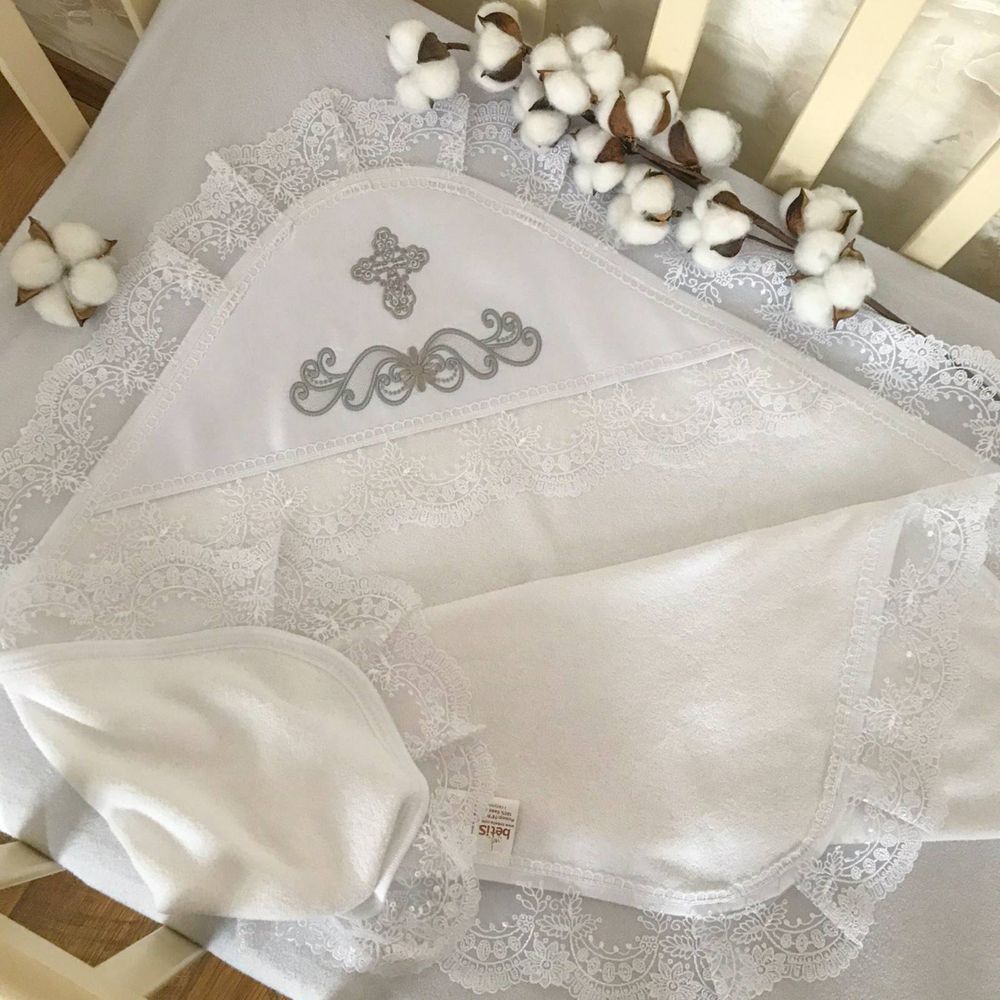 Махровая крыжма уголок Свитлинка белая серебро для крещения новорожденных