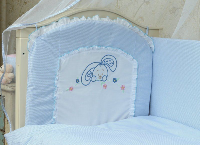 Спальный комплект в кроватку 60х120 Зайчик голубой, без балдахина