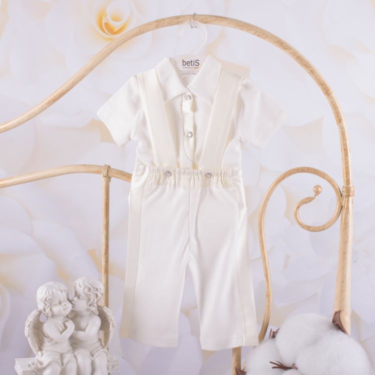 Летний костюм на крещение мальчика Стіляшка молочный: кофта с коротким рукавчиком и воротничком, штаны на подтяжках